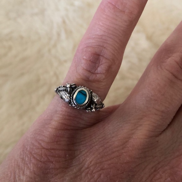 Jewelry - Sterling silver and turquoise ring